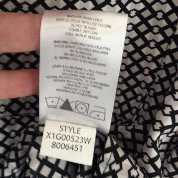 3/$50 - ELLEN TRACY Button Front, Black, White and Gray Blouse - Sz M - Picture 12 of 12